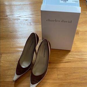Charles David 4911 Brown Suede Shoes